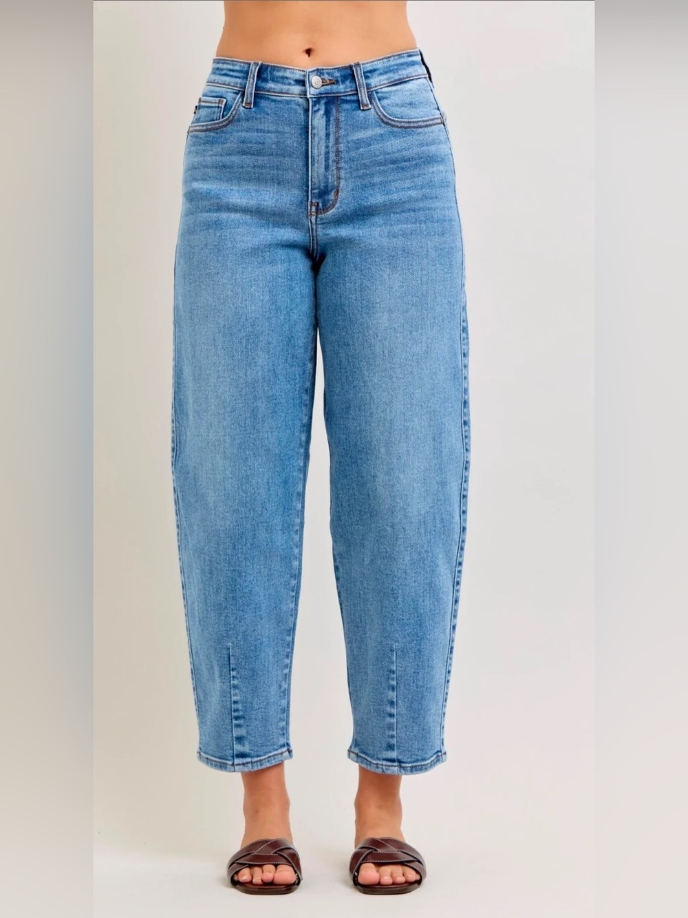 Judy Blue High Waist Barrel Leg Jeans Medium Wash NWT Sizes 9, 11, 14W